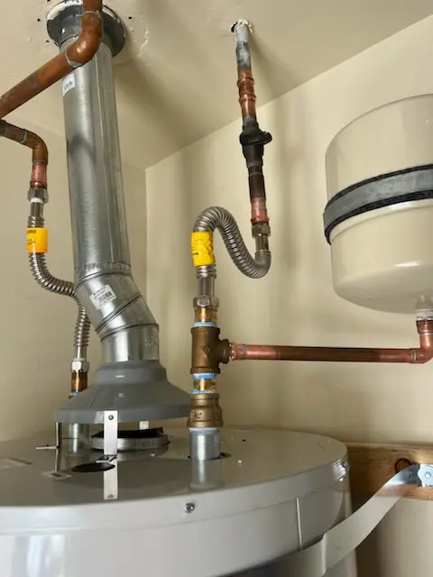 Water heater installation and plumbing repair in Lori Estates